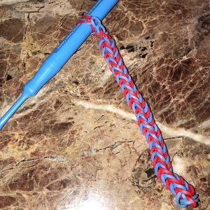 Loom fishtail bracelet